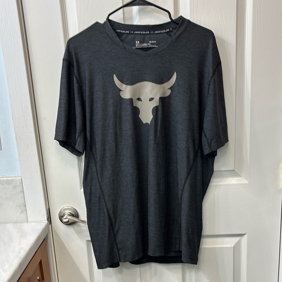 UA Project Rock Bundle Cut Sleeve Hoodie Drifit Shirt Large - Picture 2 of 7